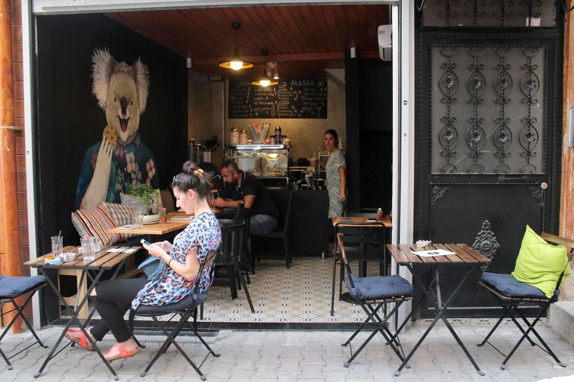 Cheers Midtown Hostel Istambul Exterior foto