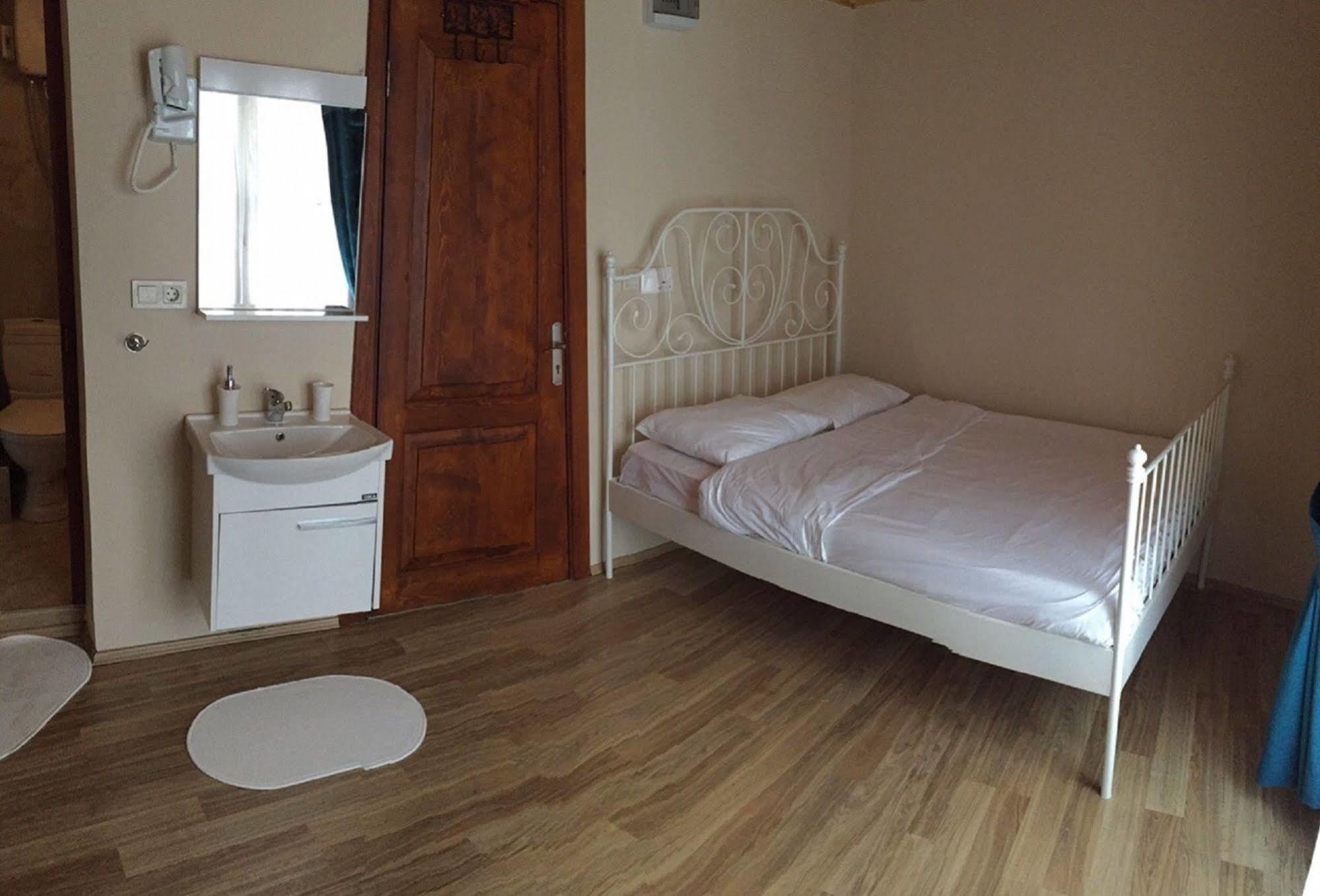 Cheers Midtown Hostel Istambul Exterior foto